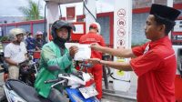 Pertamina Patra Niaga Regional Sulawesi Hadirkan Program Berbagi Takjil di 178 SPBU Selama Ramadan