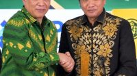 RIDWAN PENGHARGAAN SI-Anugerah untuk Thayeb Gobel, Ridwan Monoarfa Tegaskan Perjuangan Ekonomi Tak Boleh Berhenti