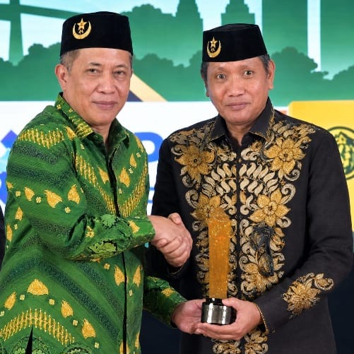 SI-Anugerah untuk Thayeb Gobel, Ridwan Monoarfa Tegaskan Perjuangan Ekonomi Tak Boleh Berhenti